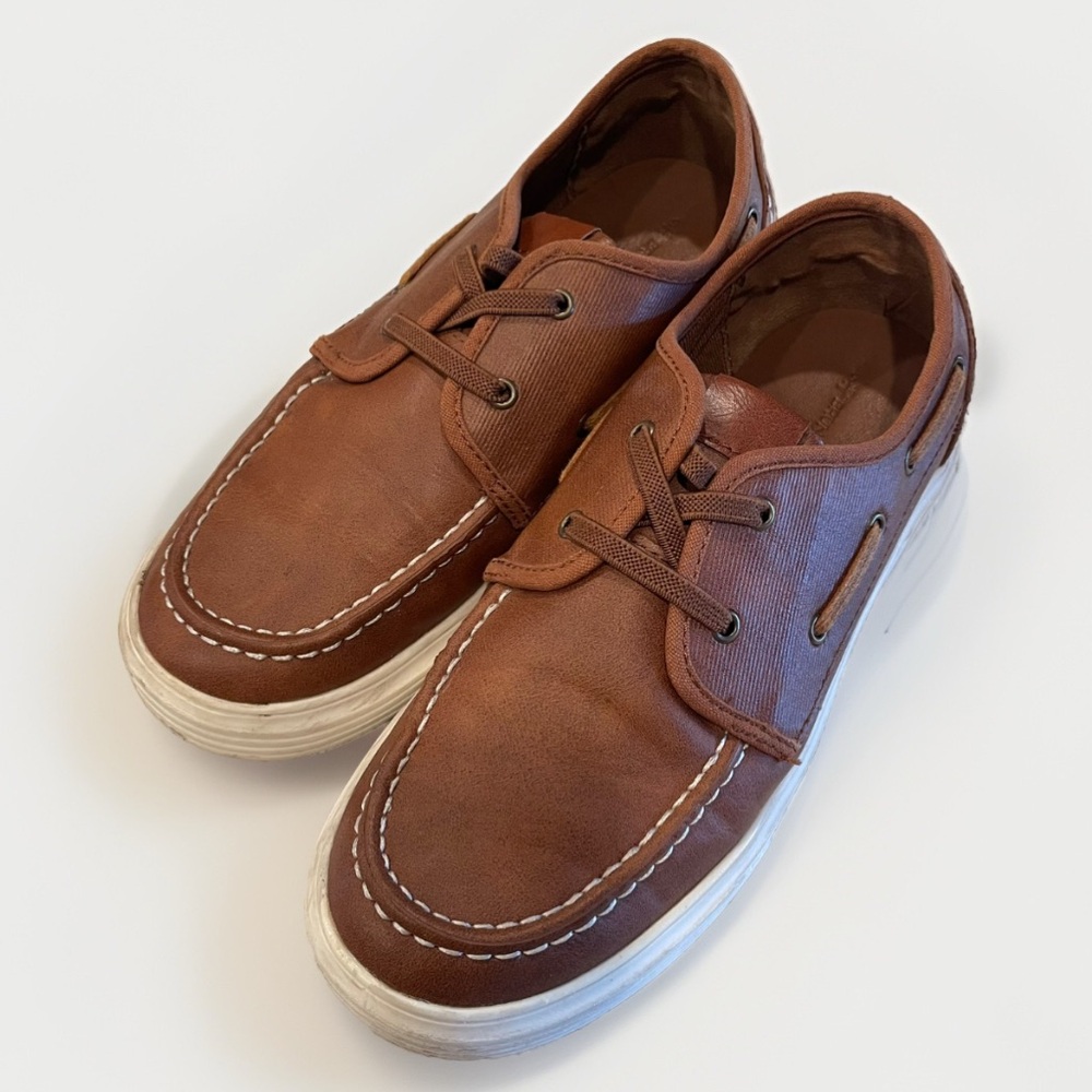 Bruno Marc Boys' Casual Boat Shoes Big Kid Size 5 Brown Dress Shoes